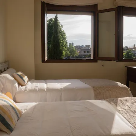 Holiday home L'ametller, Casa Alt Emporda *